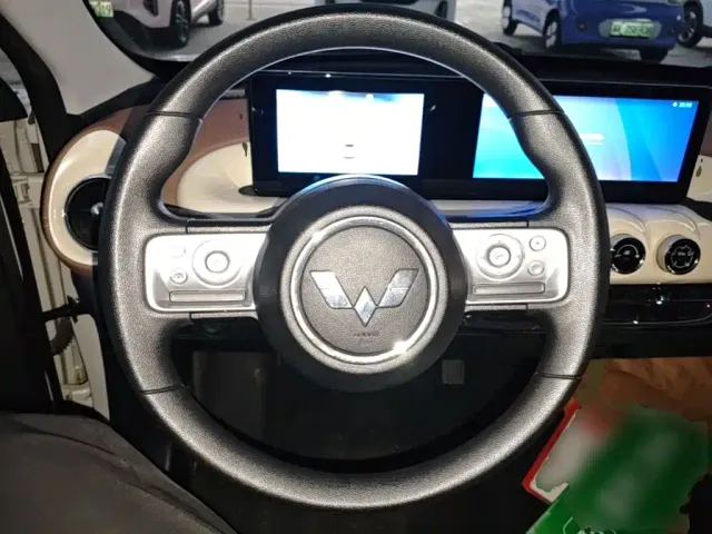 Wuling Bingo — Фото автомобиля 10