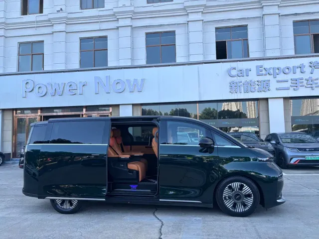 Geely Yizhen L380 — Фото автомобиля 7