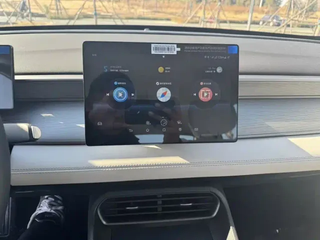 BYD Seal 05 DM-i — Фото автомобиля 12