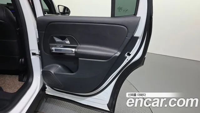Mercedes-Benz GLB-Class GLB-класс X247 — Фото автомобиля 24
