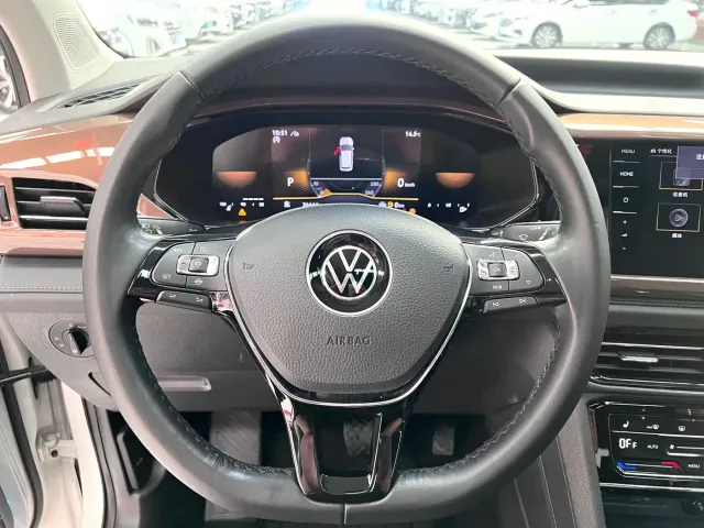 Volkswagen Tharu — Фото автомобиля 7