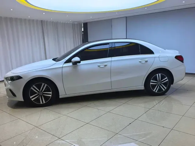 Mercedes-Benz A-Class — Фото автомобиля 8