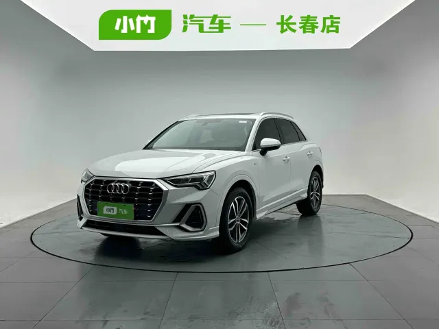 Фотография автомобиля — Audi Q3