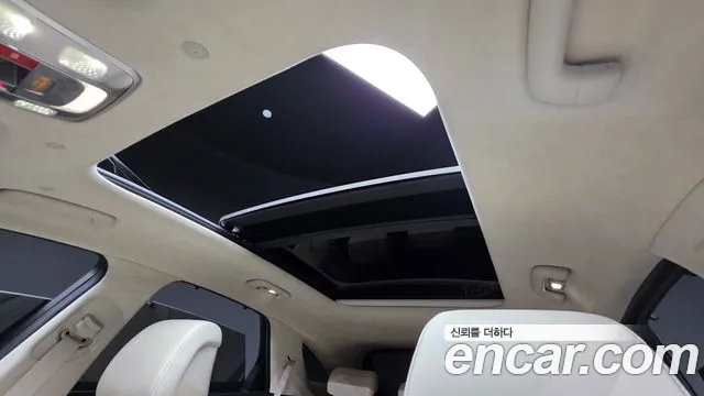 Genesis GV70 — Фото автомобиля 19