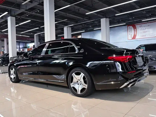 Mercedes-Benz Maybach S-Class 2024 Facelift S 480 4MATIC — Фото автомобиля 9