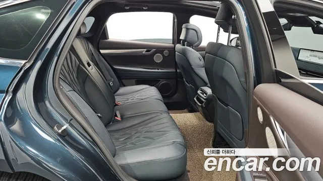 Genesis G80 Бензин 2.5 турбо 2WD — Фото автомобиля 12