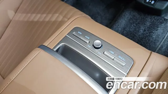 Hyundai Grandeur — Фото автомобиля 16