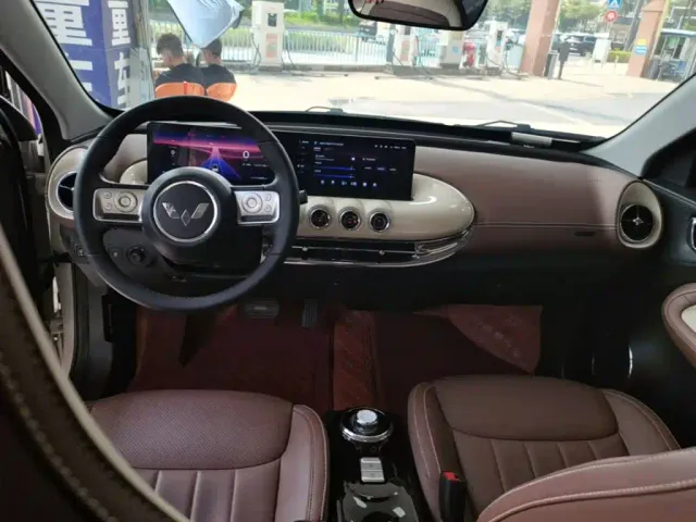 Wuling Bingo — Фото автомобиля 9