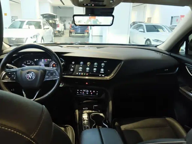 Buick Envision Plus — Фото автомобиля 9