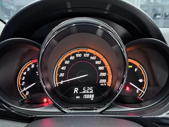 Toyota YARiS L Zhi Xuan — Фото автомобиля 13