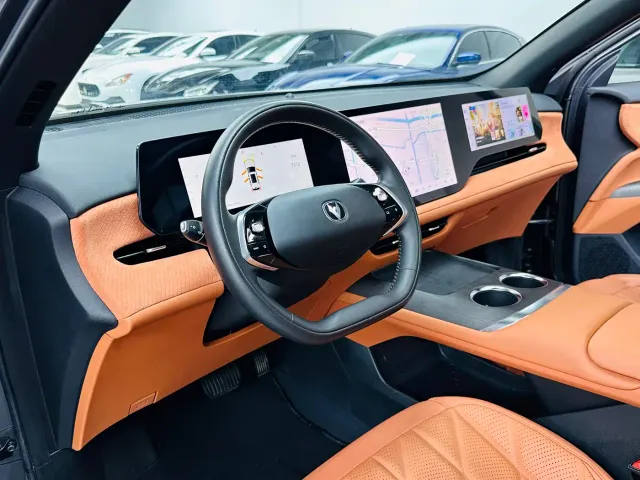 Changan CS75 Plus — Фото автомобиля 5