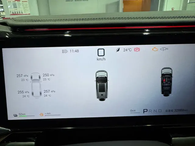 BYD FangChengBao Leopard 8 — Фото автомобиля 13