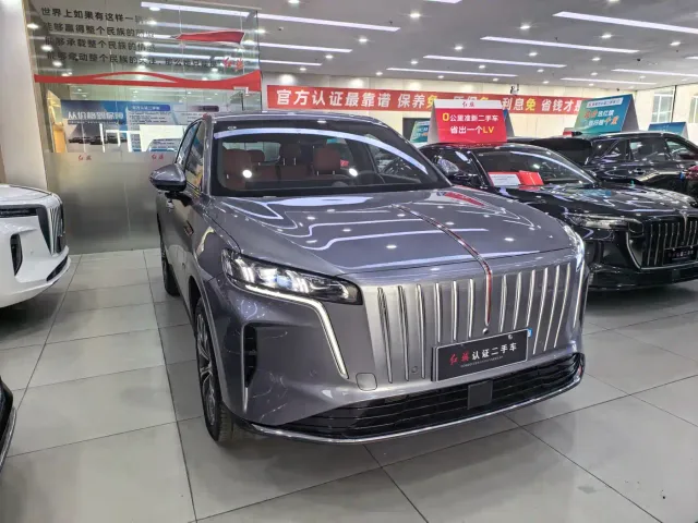Hongqi HS6 PHEV — Фото автомобиля 3
