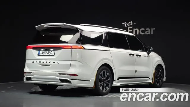 Kia Canival Carnival 4 поколение Дизель 9 мест Signature — Фото автомобиля 2
