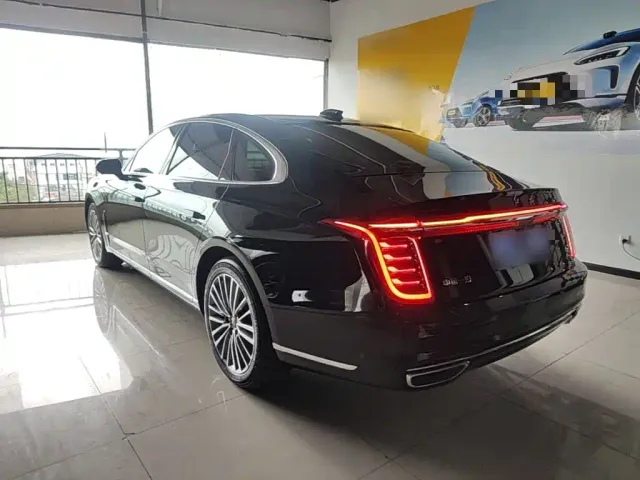 Hongqi H9 — Фото автомобиля 4