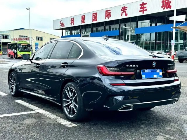BMW 3 Series — Фото автомобиля 7