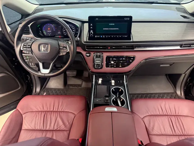 Honda Elysion — Фото автомобиля 12