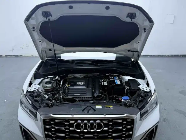Audi Q2L — Фото автомобиля 18