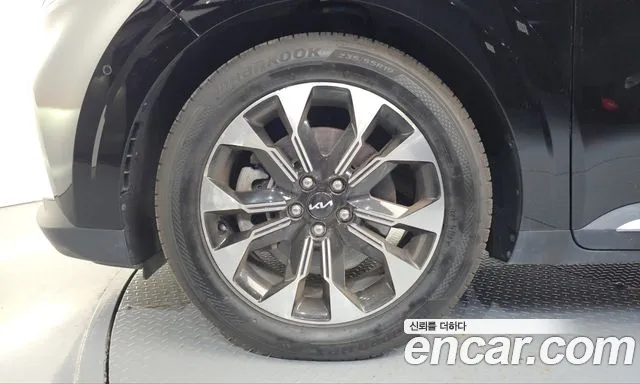 Kia Carnival 4th Gen — Фото автомобиля 5
