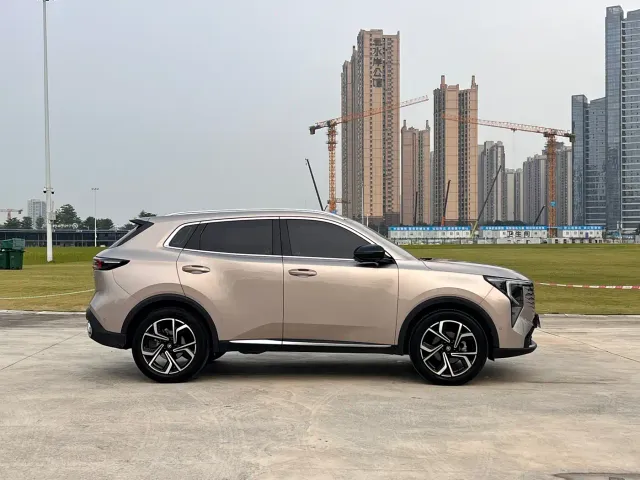 Changan Changan CS55 PLUS 2026 Model 4th Gen New Blue Whale 1.5T Celestial Premium — Фото автомобиля 7