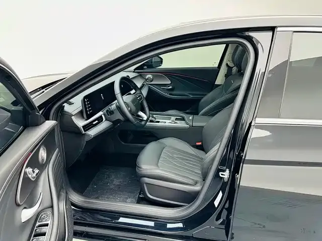 Chery Arrizo 8 — Фото автомобиля 5