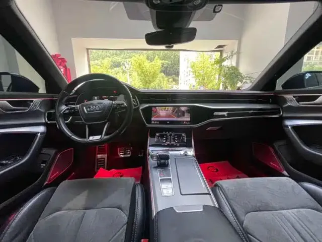 Audi A6L — Фото автомобиля 4