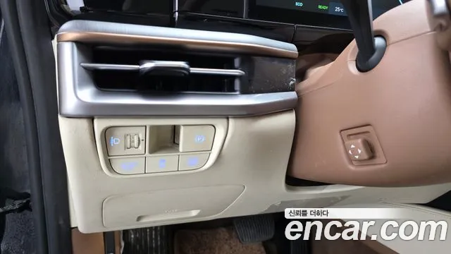 Hyundai Grandeur GN7 — Фото автомобиля 20