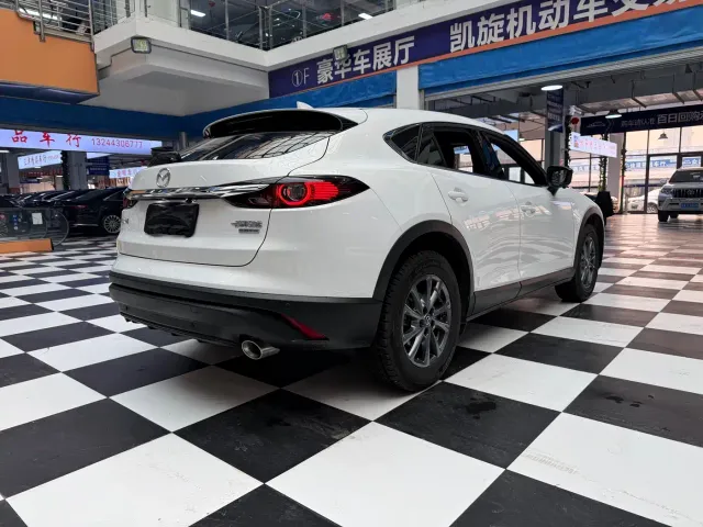 Mazda CX-4 — Фото автомобиля 17