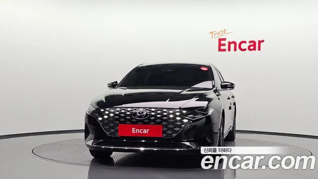 Hyundai Grandeur Grandeur (New) — Фото автомобиля 3