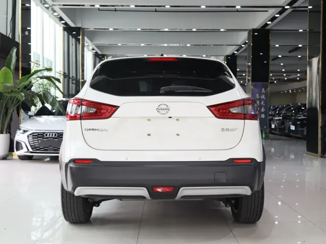 Nissan Qashqai — Фото автомобиля 17