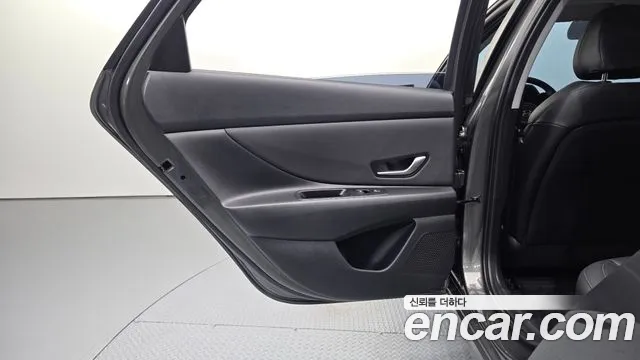 Hyundai Avante CN7 — Фото автомобиля 14