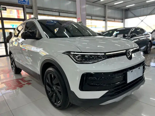 Volkswagen Tharu — Фото автомобиля 3
