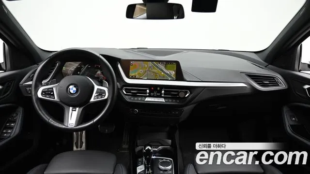 BMW 1 Series F40 — Фото автомобиля 7