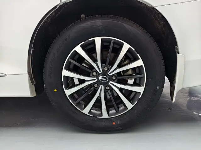 GAC Trumpchi M8 — Фото автомобиля 10