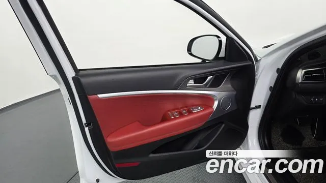 Genesis G70 — Фото автомобиля 19