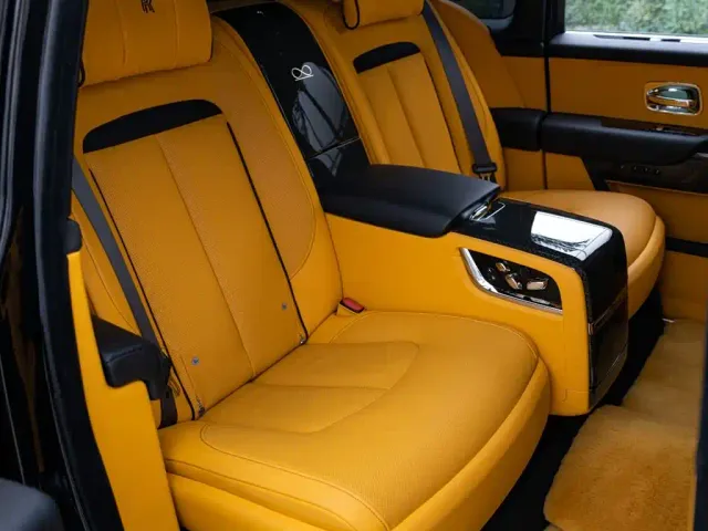 Rolls-Royce Cullinan — Фото автомобиля 25