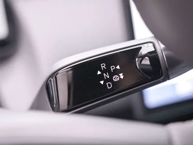 Xpeng P7+ — Фото автомобиля 18