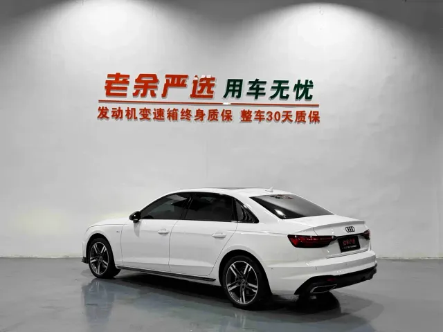 Audi A4L — Фото автомобиля 3