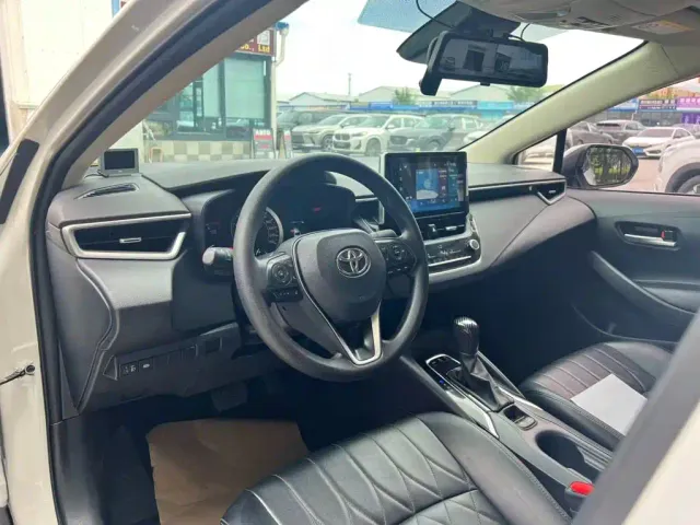 Toyota Corolla — Фото автомобиля 5