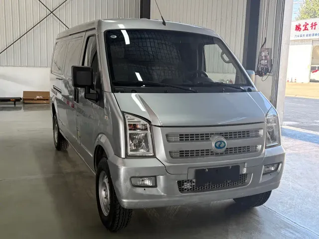 Ruichi New Energy EC35 — Фото автомобиля 3