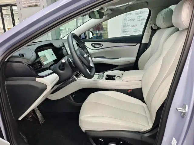 BYD Seal 07 EV — Фото автомобиля 4