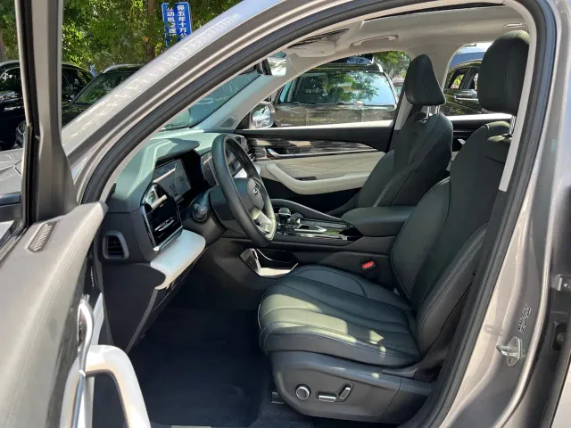 Geely Xingyue L — Фото автомобиля 9