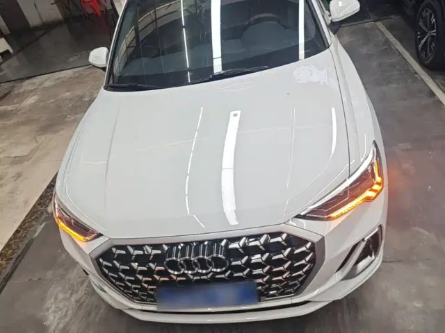 Audi Q3 — Фото автомобиля 2