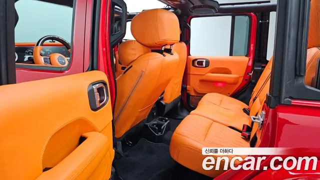 Jeep Wrangler Wrangler (JL) 2.0 Overland 4 двери — Фото автомобиля 11