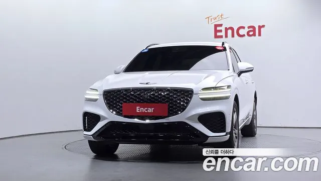 Genesis GV70 — Фото автомобиля 3