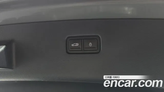 Genesis GV80 — Фото автомобиля 14