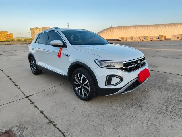Фотография автомобиля — Volkswagen T-Roc