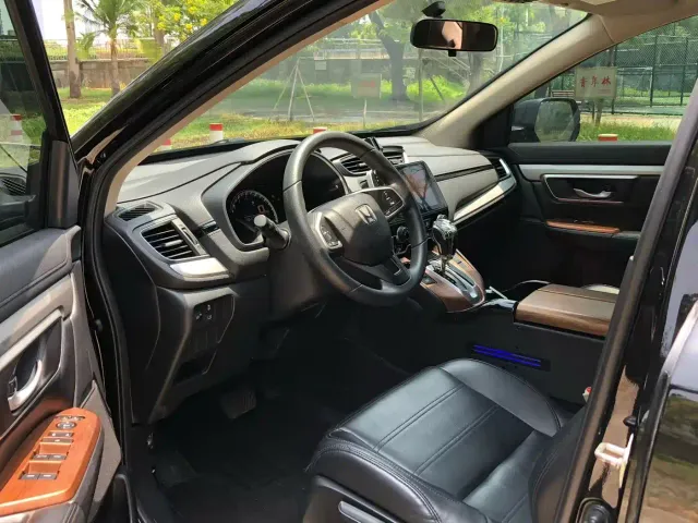 Honda CR-V — Фото автомобиля 8