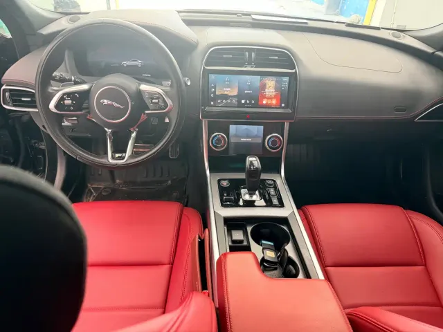 Jaguar XEL — Фото автомобиля 13