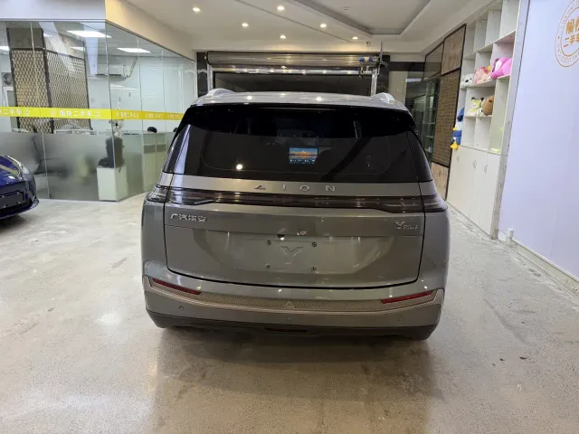 GAC Aion Y — Фото автомобиля 6